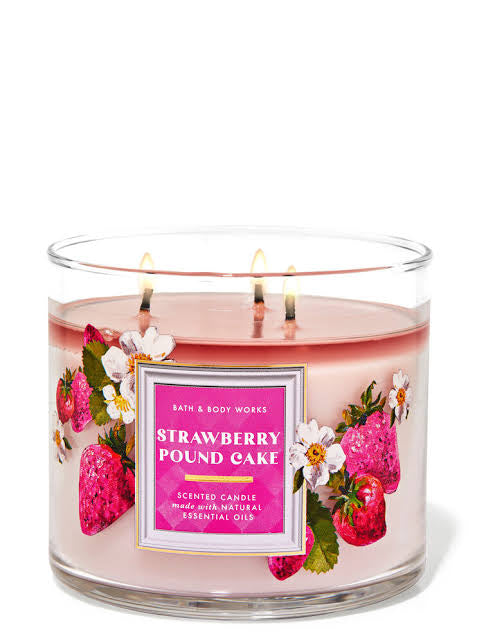 Bath and Body Works Strawberry Pound Cake 3 Wick Candle