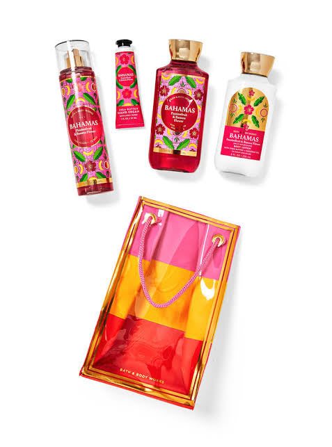 Bath and Body Works - Bahamas Passionfruit & Banana Flower Gift Bag Set